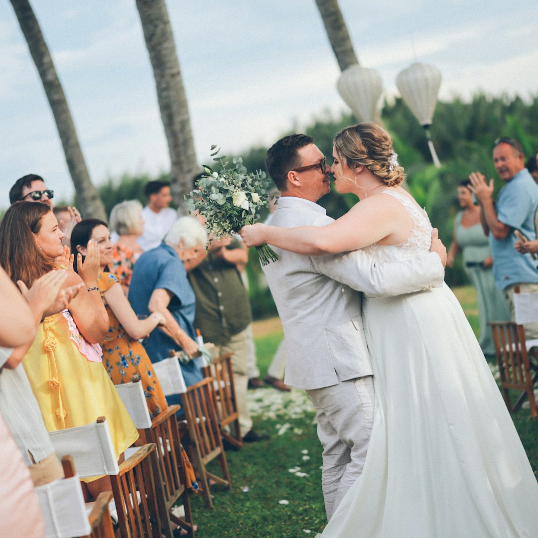 Wedding ceremony outdoor moments